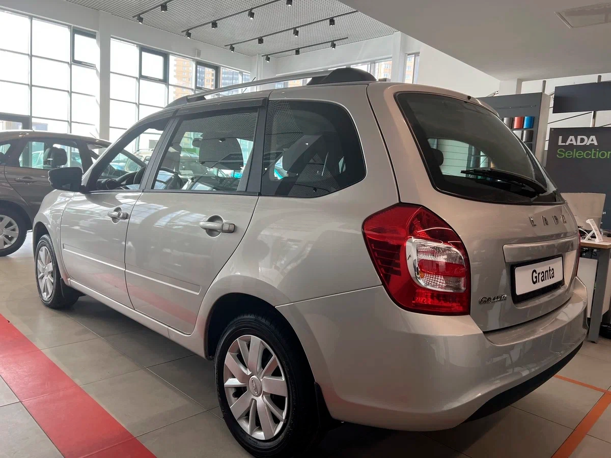 Lada Granta Универсал в Челябинск - фото №2